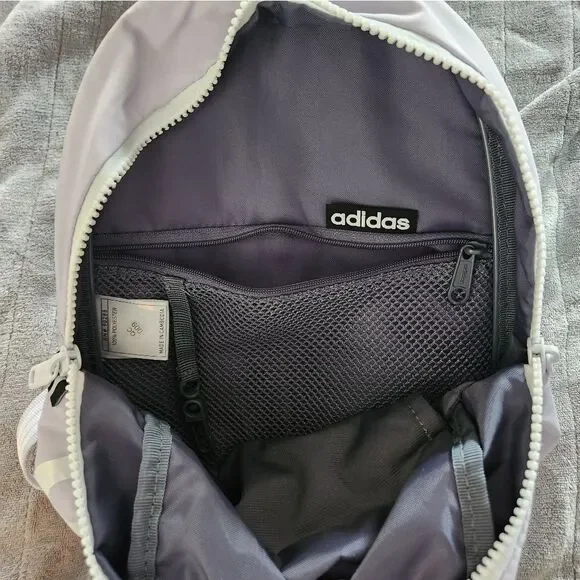 Adidas Mini lavender bagpack - Picture 3 of 3